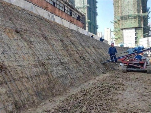 鹿泉建筑边坡支护