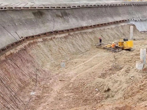 鹿泉基坑边坡加固